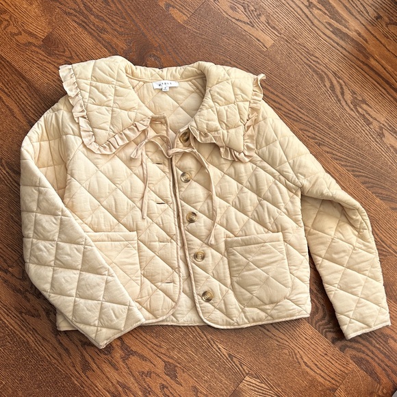 Mable Quilted Beige jacket with Ruffle Collar - Picture 1 of 3